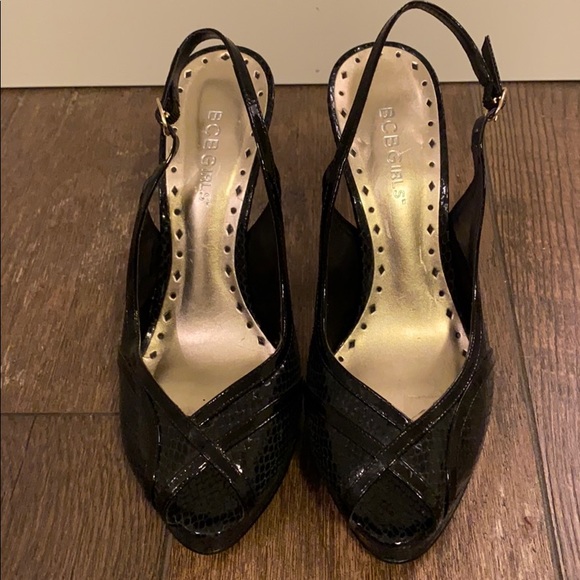 BCBGirls black peep toe slingback 3” heels 7.5 - Picture 4 of 7